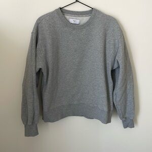 Aritzia grey crewneck sweatshirt size 1